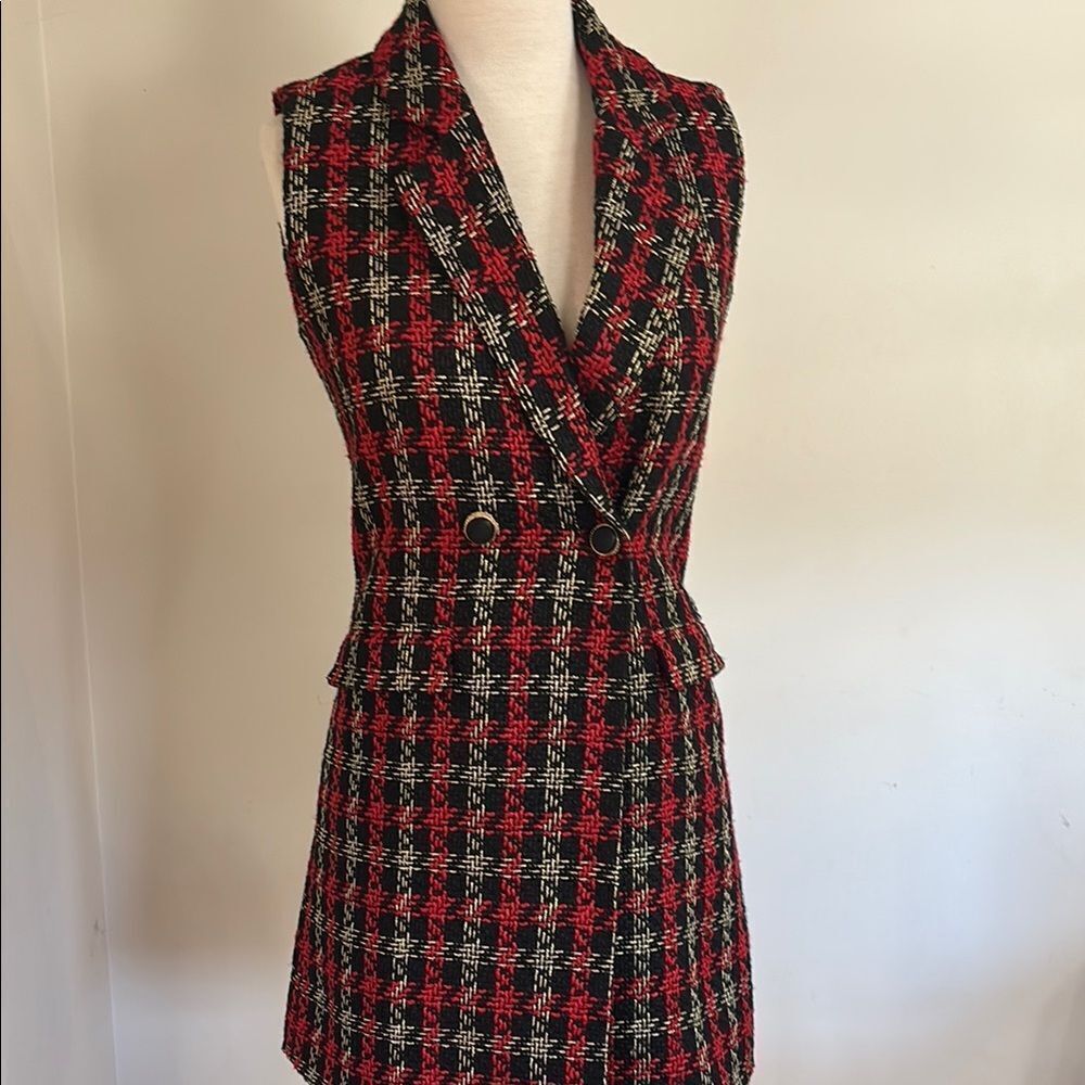 Plaid Double-Breasted Sleeveless Coat - Picture 3 of 10